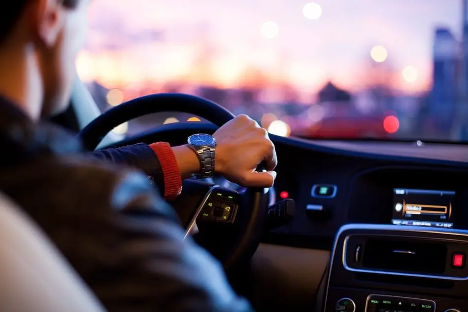 Chauffeur VTC professionnel grâce a Bys Formation 