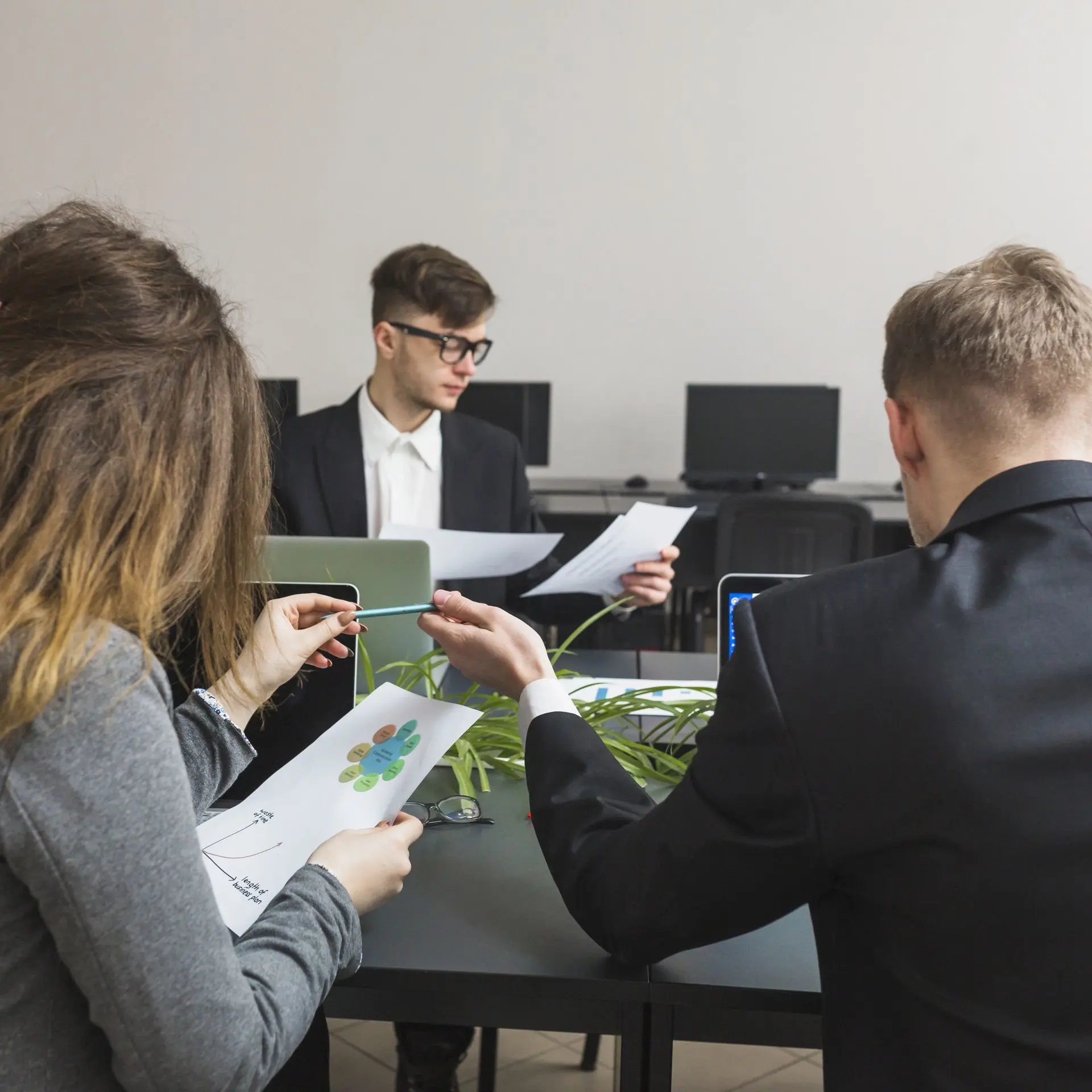 Apprendre les rôles essentiels des ressources humaines 