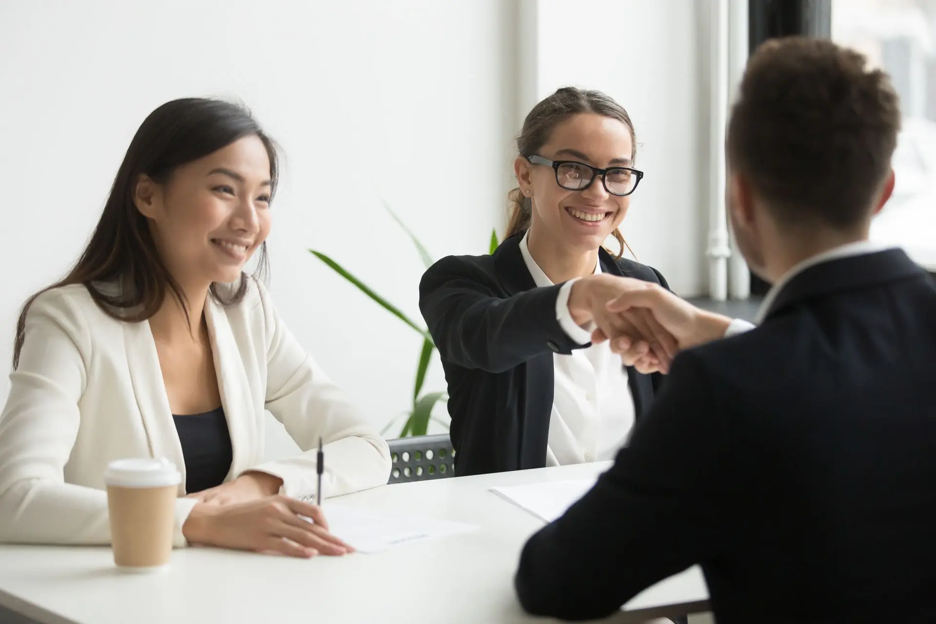 Démarrer votre carrière de ressources humaine avec l'équipe Bys Formation 